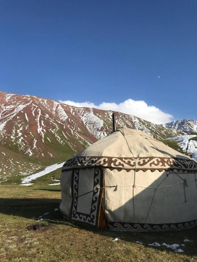 Pamir Nomad Yurt Camp Kara-Kavak Exterior foto