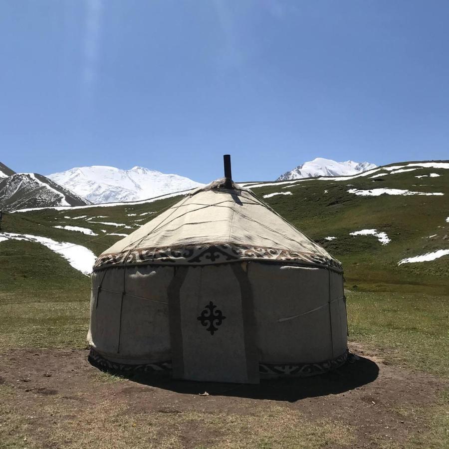 Pamir Nomad Yurt Camp Kara-Kavak Exterior foto