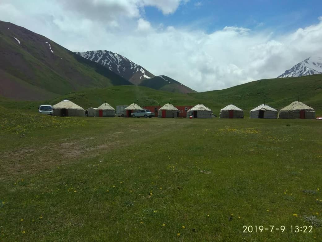 Pamir Nomad Yurt Camp Kara-Kavak Exterior foto